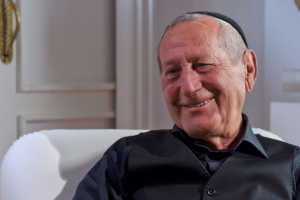 Imagen del afamado modisto.