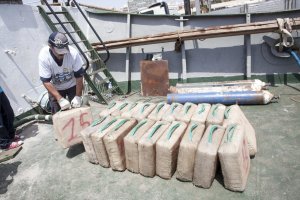 Desembarco de hachís en el Puerto de Almería en el buque San Trela