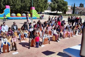 Taller de cajón flamenco celebrado en el municipio de Zurgena.