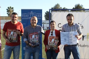 Puesta de largo del álbum de cromos.