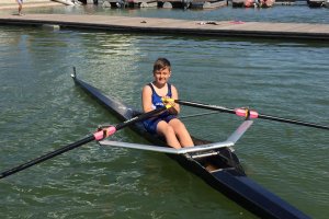 Lucas Camilo en su embarcación.