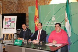 Presentación ayer del programa Código Joven.