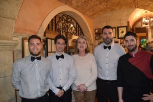 Francisca Pérez con el equipo de La Encina que celebra su 25 aniversario.