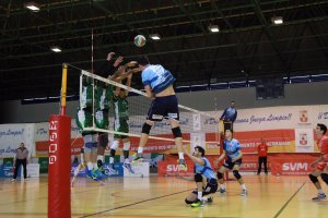 Una jugada del partido.