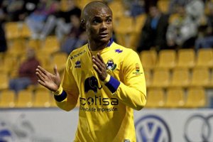 Nelson, en un partido con el Alcorcón.