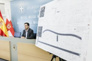 Carlos Sánchez, concejal de Fomento, Comercio y Playas