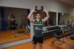 Javier Alemán se prepara para pelear la Superliga.