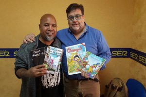 el autor pasó ayer por el estudio de SER Almería