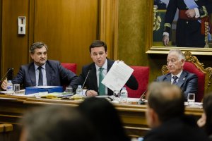 El vicepresidente durante el debate del Pleno de la Diputación.