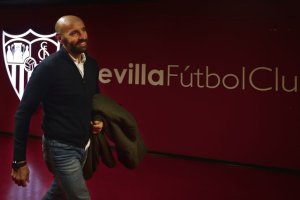 Monchi prepara las maletas buscando nuevo destino.