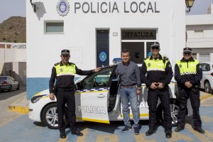 Vehículo policial adquirido recientemente.