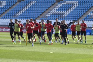 El Almería luchará hasta el final por no descender.