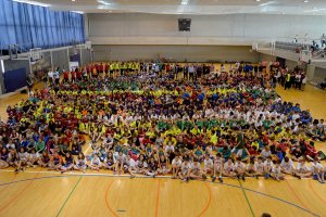 Foto de familia en el pabellón de El Toyo.