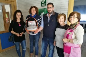 Entrega del equipamiento a los colegios.