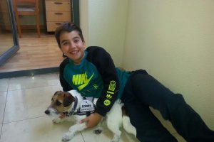 Imágenes de Álvaro junto a su compañera inseparable, Alma.