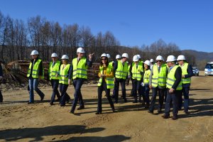El ministro en las obras a Sanabria. (Foto: Araceli saavedra. La Opinión de Zamora)