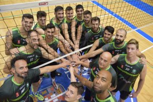 La plantilla del Unicaja Almería hace piña.