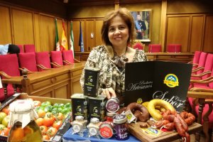 Encarna Belmonte, gerente de Pulpí Eya