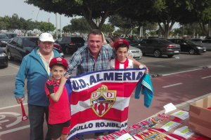 Una familia rojiblanca.