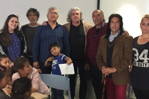 La asociación, que preside el maestro José María Heredia, Josele,  ha impulsado  la iniciativa para contribuir a la formación de los niños del barrio