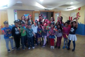 Grupo de niños incluidos en el proyecto de "Refuerzo Positivo"