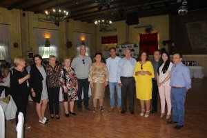 Antonia Fernández,?África Obispo, María del Carmen Ibáñez, María González, Ismael Torres; Francisca Gómez, Juan Ibáñez. Eugenio Sánchez, María Dolore