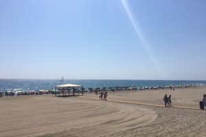 Hamacas en las playas de Mojácar durante el pasado verano.