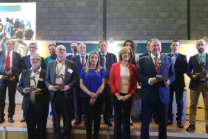 Foto de familia tras la entrega de premios.