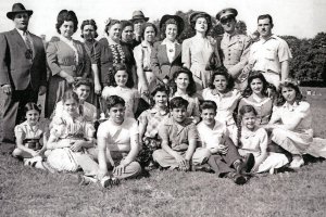 Alhameños en Nueva York, en 1943 (Foto: Colección de Enriqueta Gálvez de Castillo).