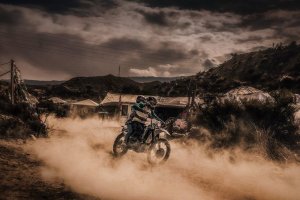 Fotograma de la película, rodada en parte en el desierto de Tabernas.