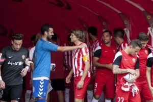 Casto en el partido ante el Tenerife el año pasado.
