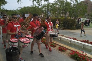 La Charanga recorre el Parque de las Familias.