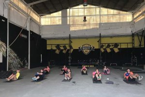 Las usuarios de Boxfit pueden elegir entre varias actividades diferentes dentro del box con entrenador personal.