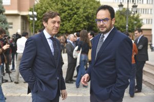 Rafael Hernando y Antonio Hernando, en Almería.