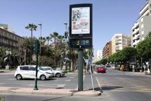 Los termómetros del centro subieron hasta 37 grados