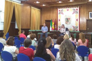 Reunión del alcalde con las asociaciones de padres de alumnos del municipio.