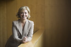 La doctora María Dolores del Pino, directora de Nefrología de Torrecárdenas