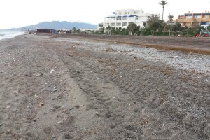 La playa de Vera sufre pérdidas de arena con los temporales de levante (foto de Veraplayazul)