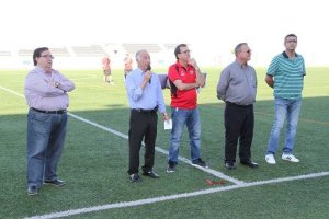 Gabriel Amat le habló a los futbolistas.
