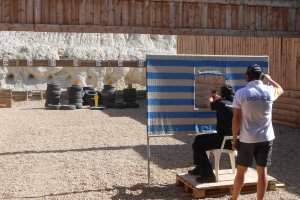 Prueba de tiro desde vehículo