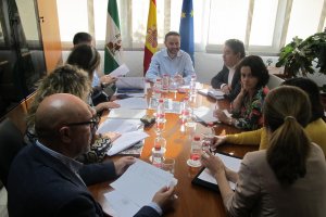 Comisión de la Agencia Idea de Almería en su reunión de abril.