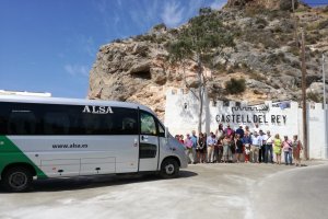 Llegada del primer bus en la historia a este barrio