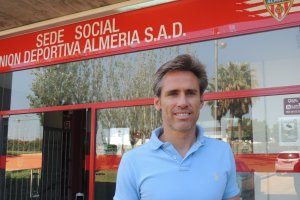 Corona, este martes en el club del Almería.