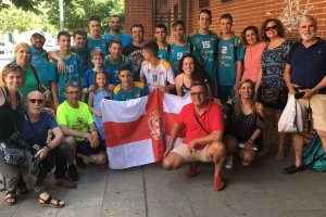 La gran familia del Cajamar Mintonette.