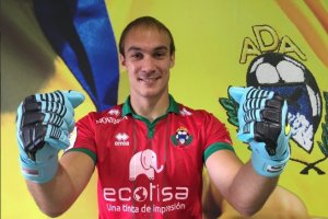 El meta del Alcorcón va camino de Primera División.