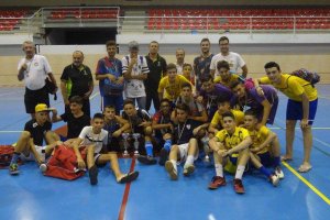 Campeones de la pasada edición sobre la pista.