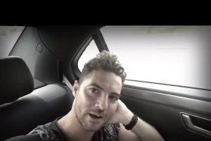 Bisbal cuenta los motivos de su ausencia en el programa de Telecinco.