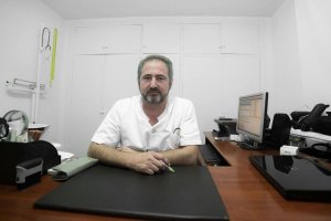 Francisco José Maldonado es el director y sexólogo de la Clínica Salud y Láser de Almería.