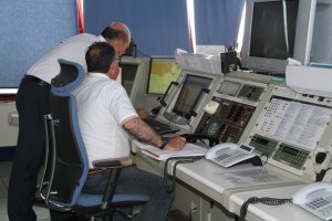 Miguel Zea en la torre de control de Salvamento