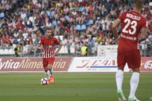Borja Fernández seguiría vistiendo de rojiblanco.